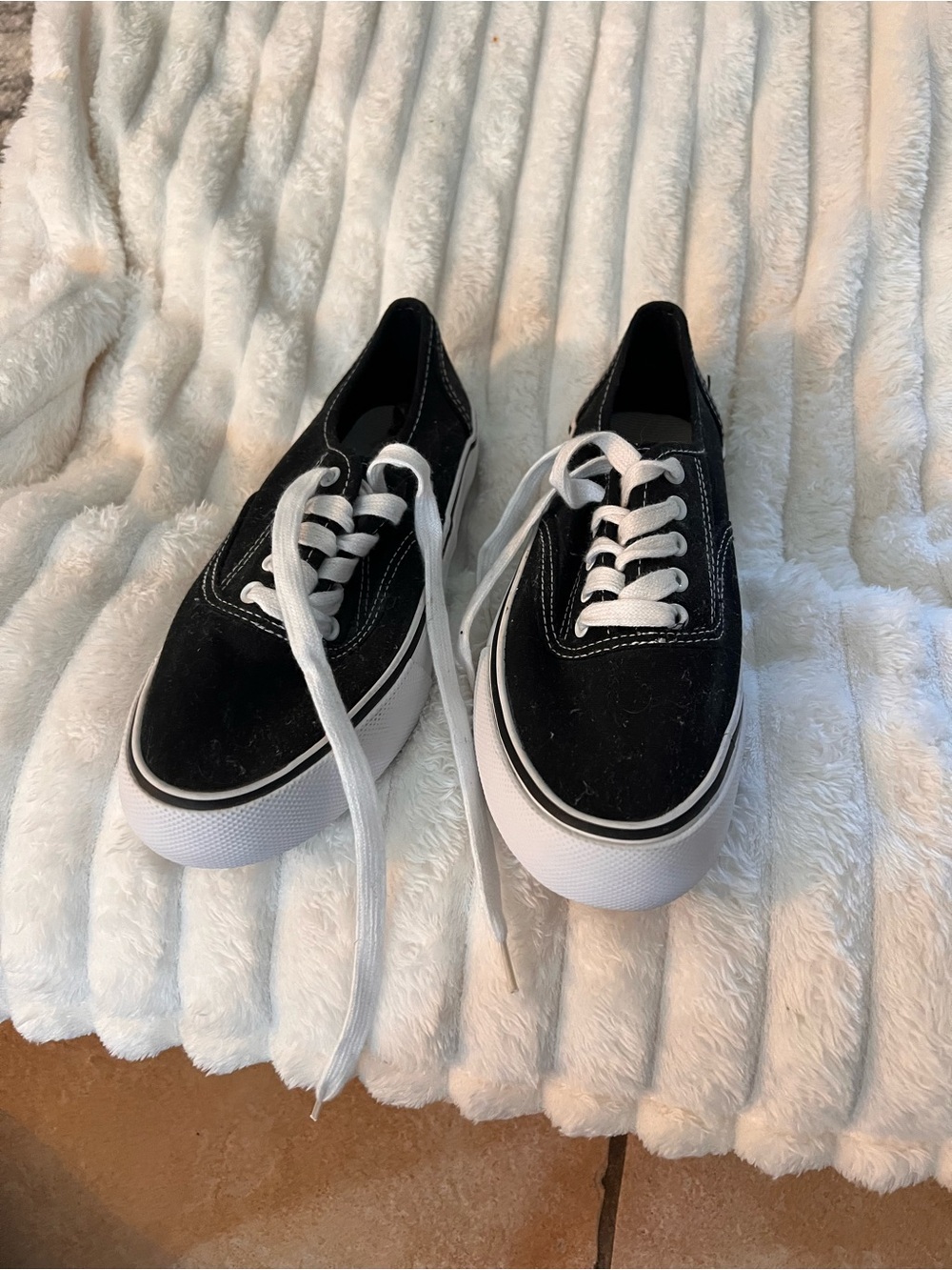 Mossimo Supply Co. Black and White Low-Top Canvas Platform Sneakers